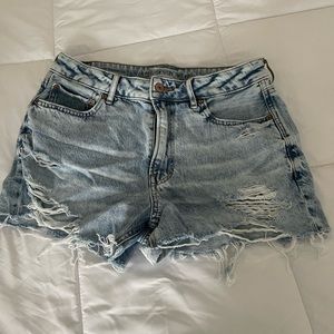 American Eagle comfort stretch waistband shorts